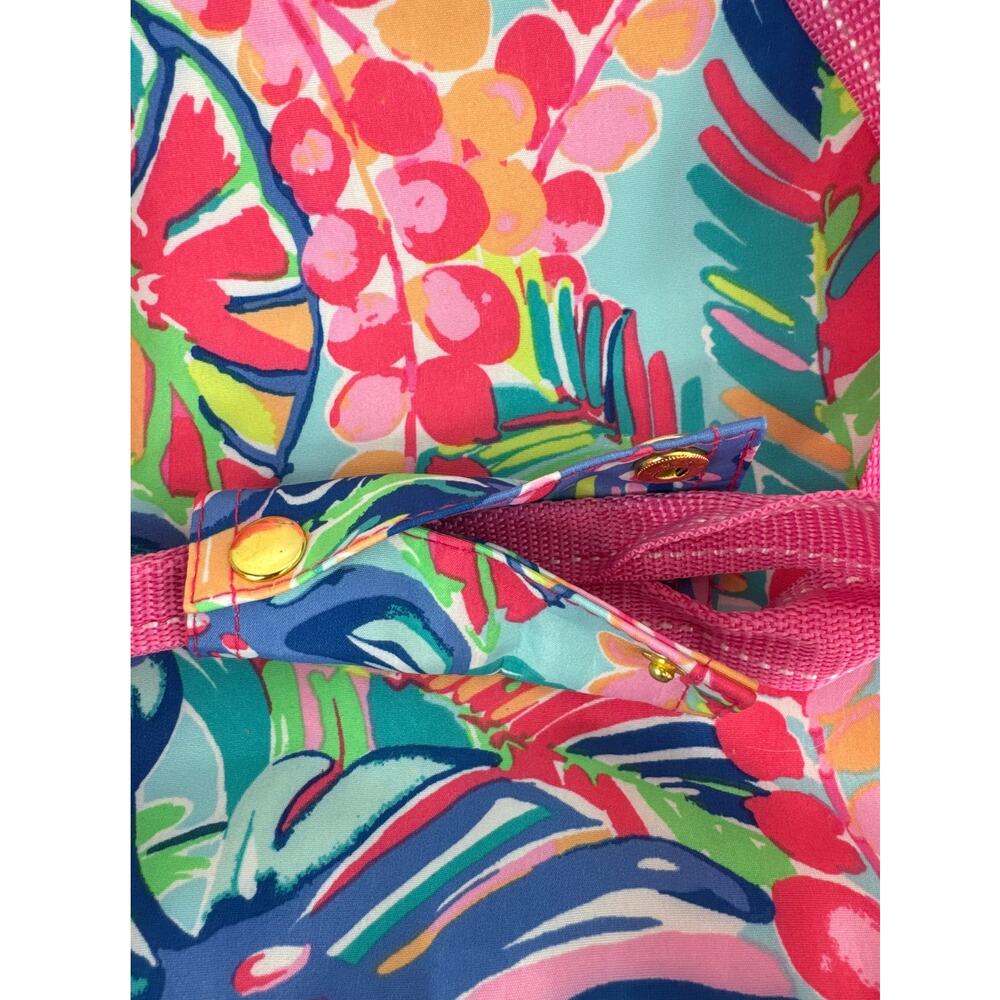 Lilly Pulitzer Insulated Beach Cooler, In The Bungalows Pattern - Picture 7 of 15